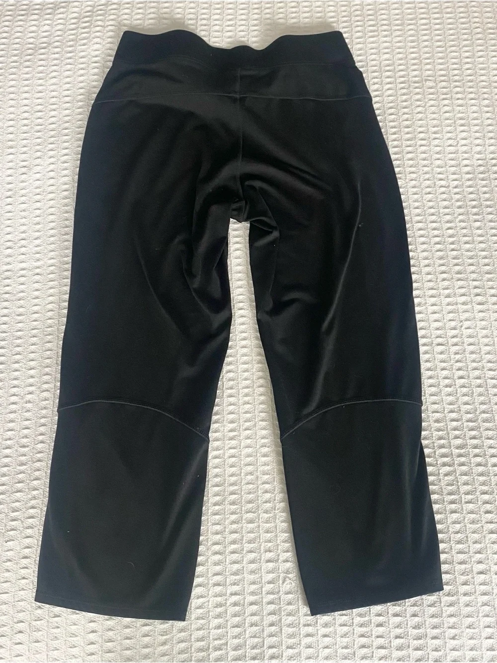 GapBody black cropped Leggings size small